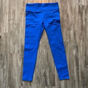 Fabletics - Mid-Rise Powerhold Leggings